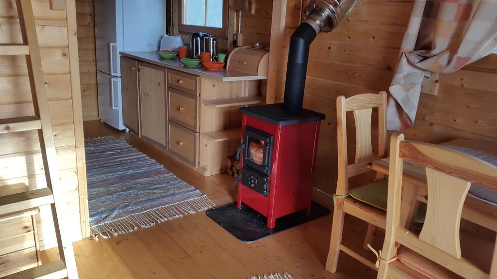 Maenniste Holiday Home Hiievalja Екстер'єр фото