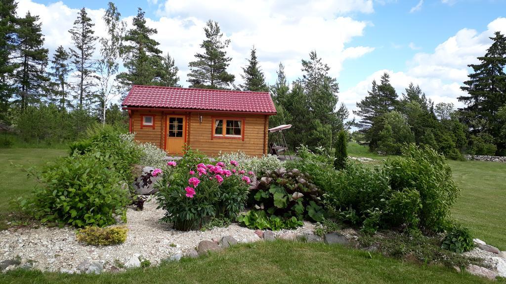 Maenniste Holiday Home Hiievalja Екстер'єр фото
